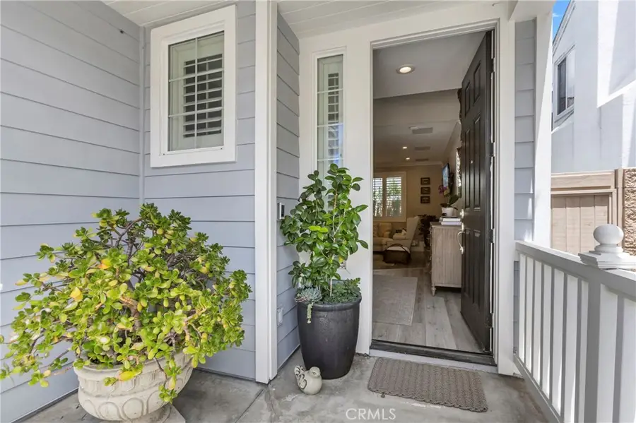 302 Canoe Pond, Costa Mesa, CA 92627 - #2