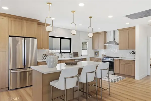 4529 Pepperwood Avenue, Long Beach, CA 90808
