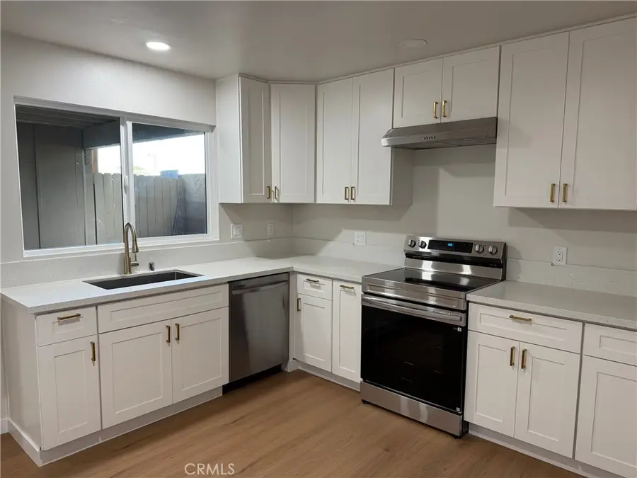 1321 S Standard, Santa Ana, CA 92707 - #2