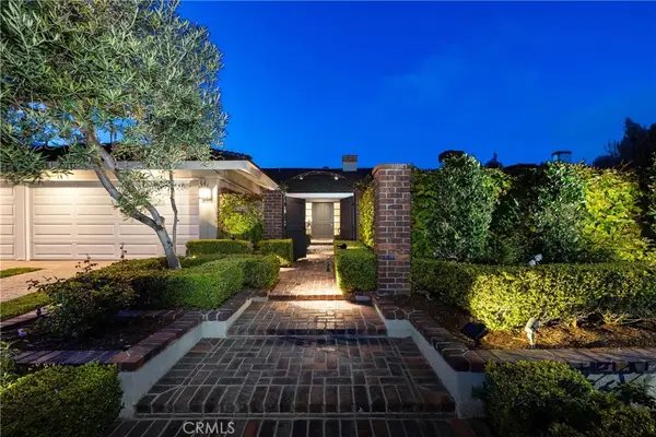 877 Sandcastle Drive, Corona Del Mar, CA 92625