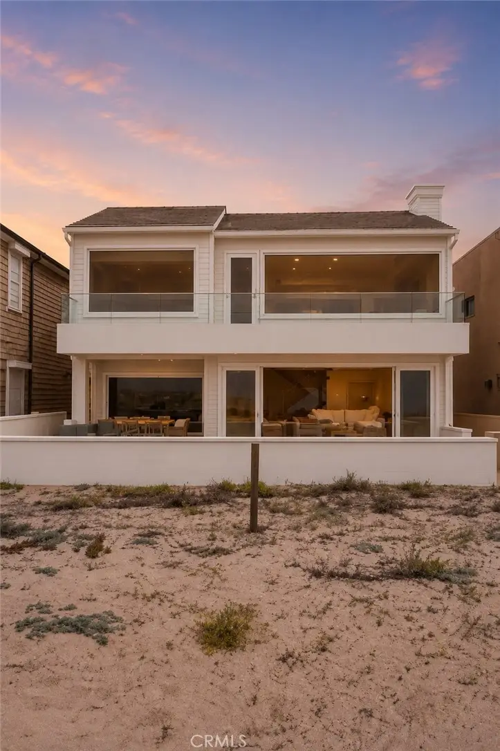 1554 E Oceanfront, Newport Beach, CA 92661 - #1