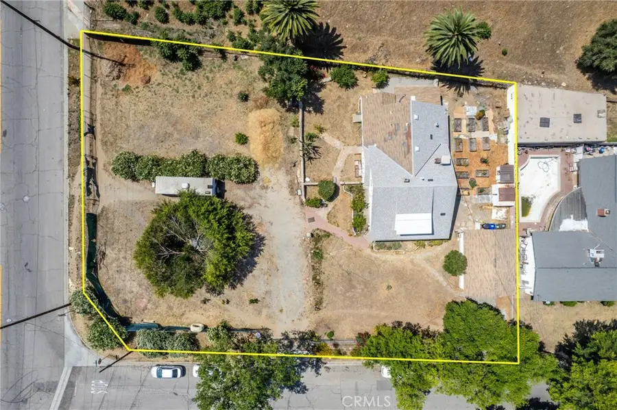 2950 N Golden Avenue, San Bernardino, CA 92404 - #2