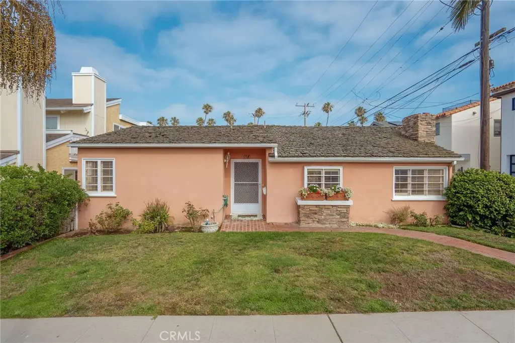 114 5th, Seal Beach, CA 90740 - #1