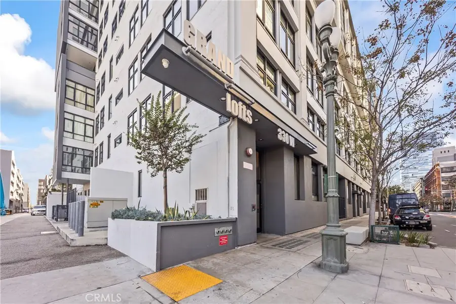 1100 S Grand Avenue #109, Los Angeles, CA 90015 - #2