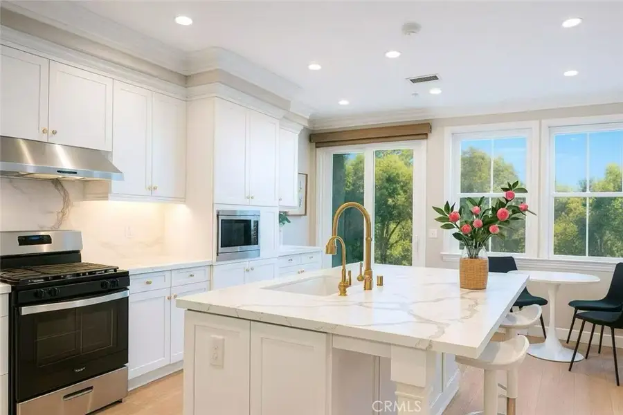 31 Shellbark, Irvine, CA 92618 - #2