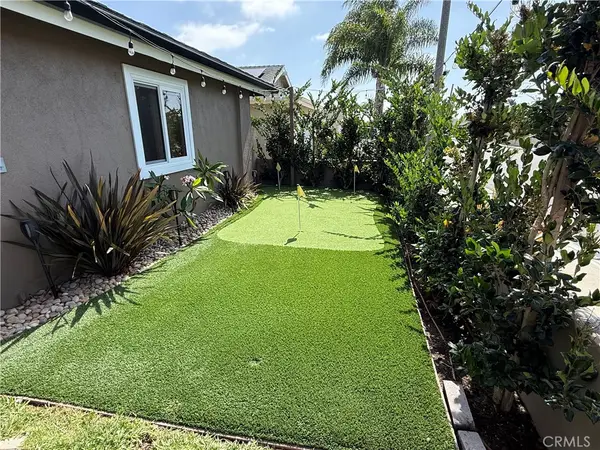 9111 Ellsworth, Huntington Beach, CA 92646