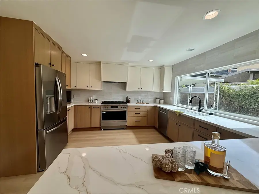 15662 Dawson, Huntington Beach, CA 92647 - #3