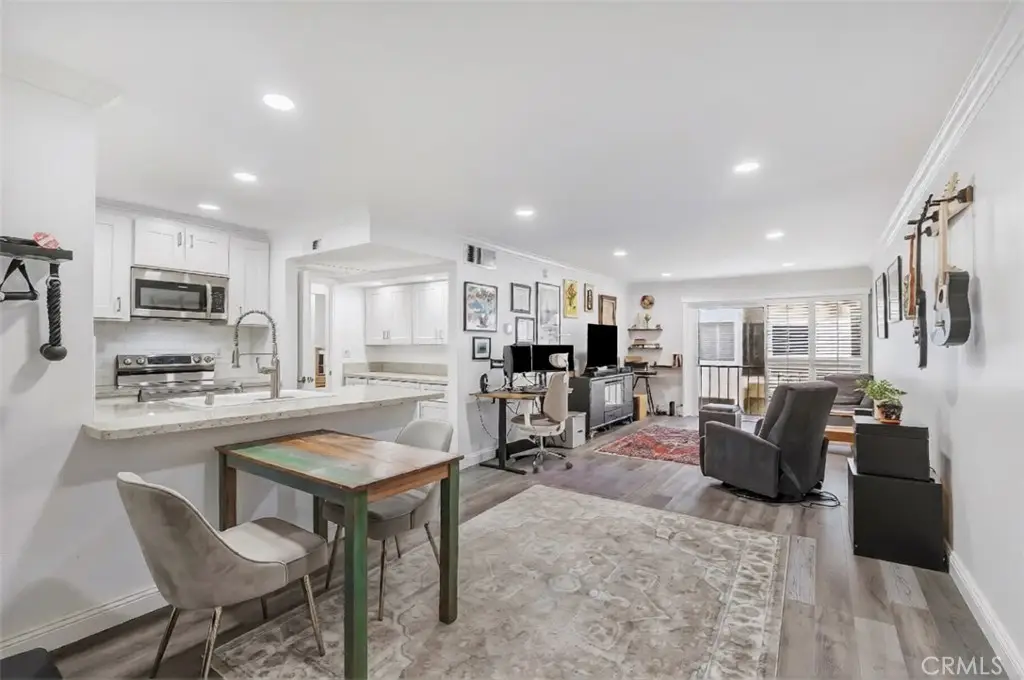 5257 Radford Avenue #208, Valley Village, CA 91607 - #1