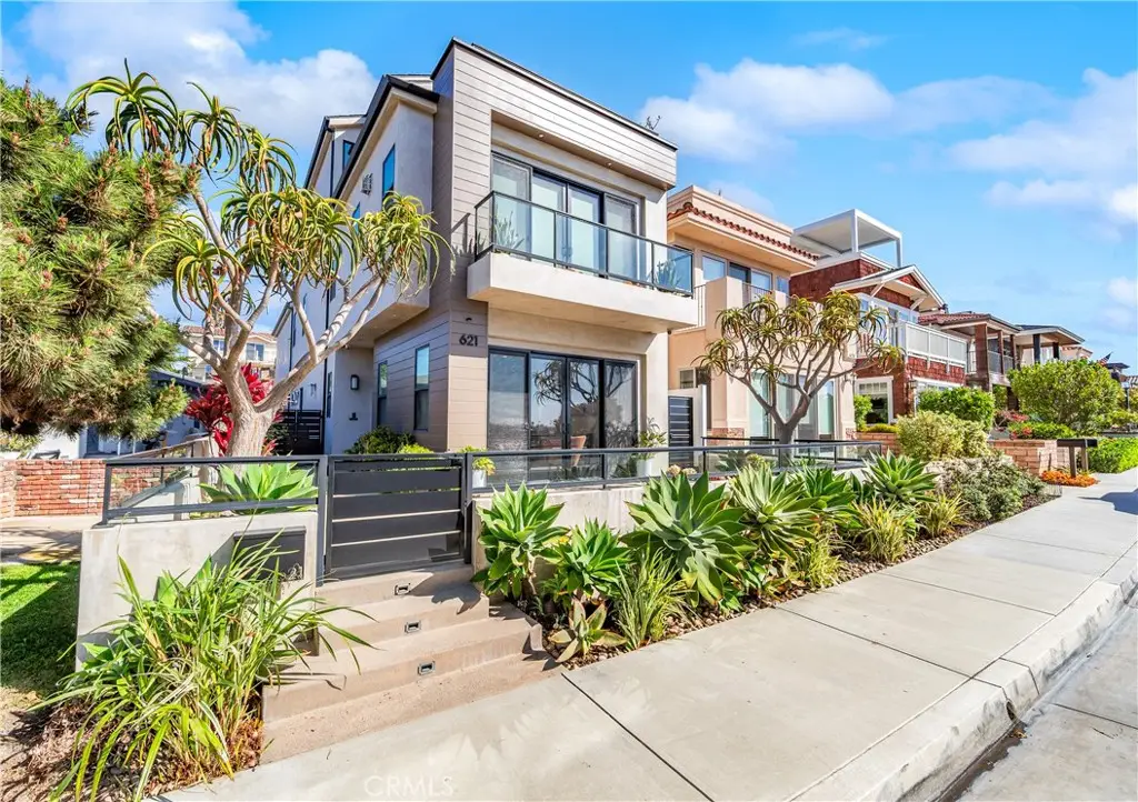 621 Frankfort Avenue, Huntington Beach, CA 92648 - #1