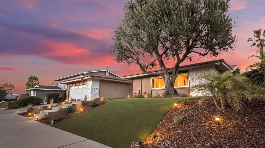 6030 Maury Avenue, Woodland Hills, CA 91367 - #3