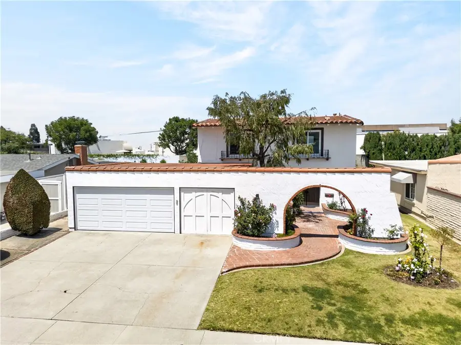 19051 Randi, Huntington Beach, CA 92646 - #3