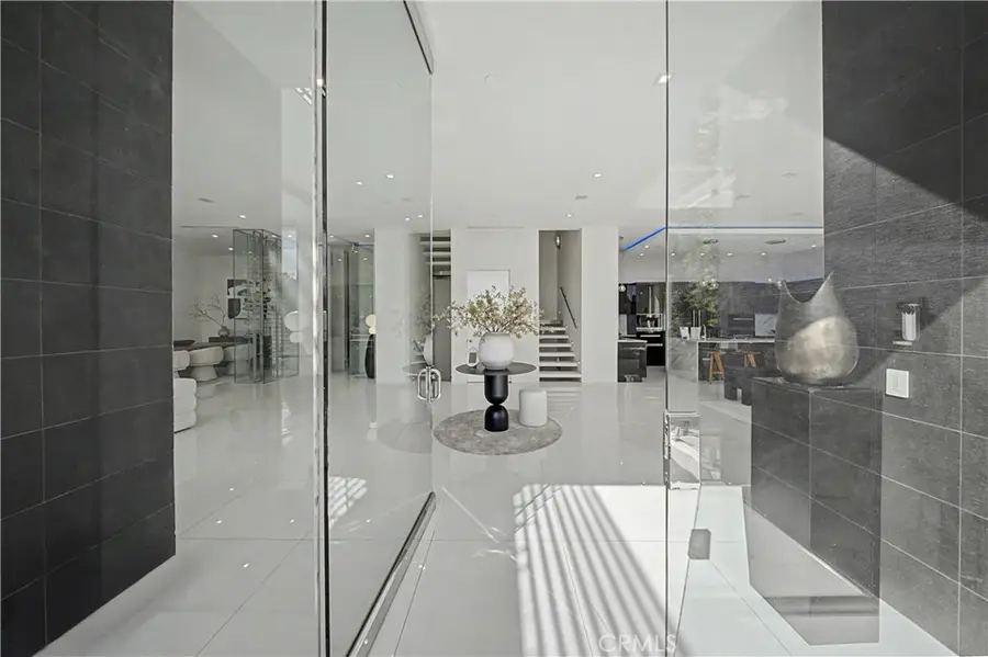 9459 Beverly Crest, Beverly Hills, CA 90210 - #3