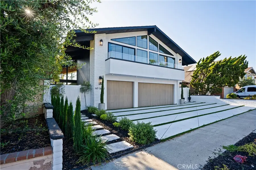 16861 Edgewater, Huntington Beach, CA 92649 - #3