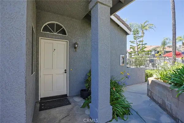 776 E San Bernardino #7, Covina, CA 91723