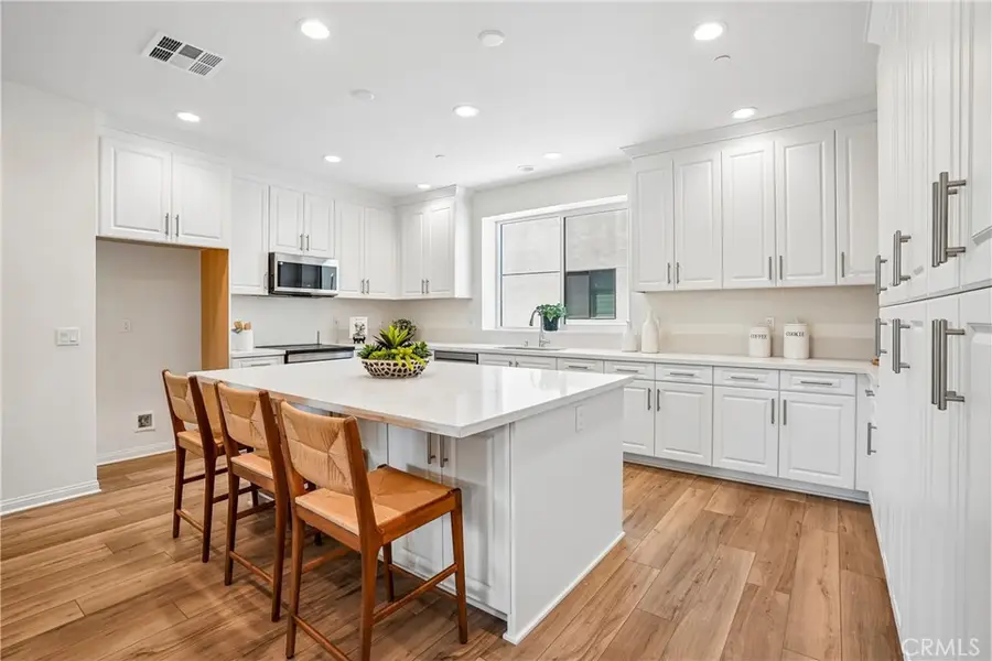 5876 Linden Ave Avenue #6, Long Beach, CA 90805 - #2