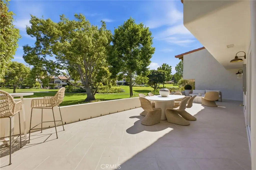 539 Vista Flora, Newport Beach, CA 92660 - #1