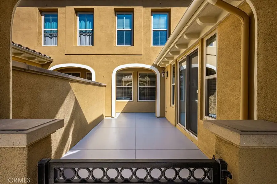 125 Chantilly, Irvine, CA 92620 - #3