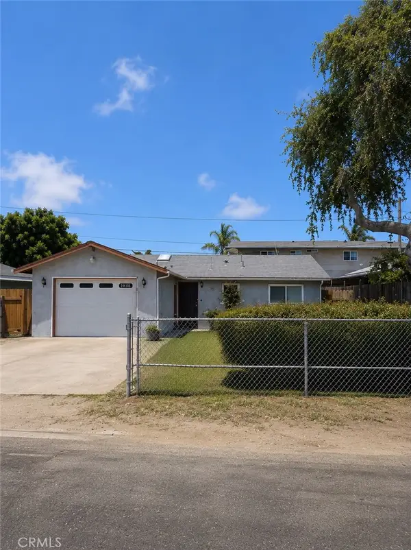 2285 La Verne, Oceano, CA 93445