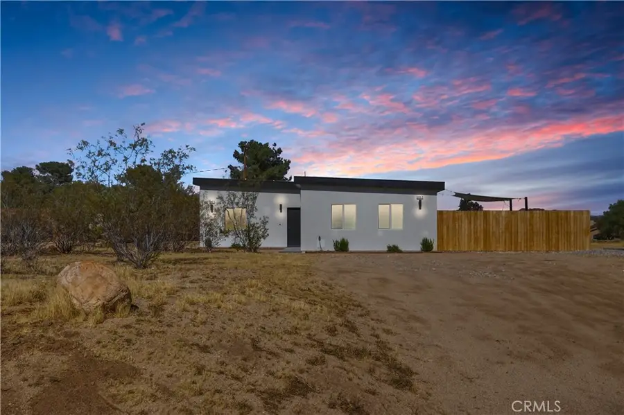 3725 Prescott, Yucca Valley, CA 92284 - #3