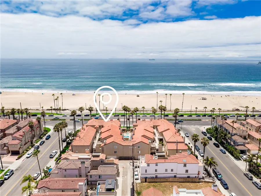 2000 Pacific Coast Hwy #108, Huntington Beach, CA 92648 - #3