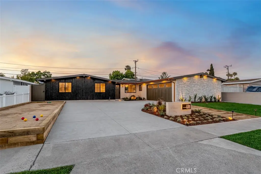 236 Wake Forest, Costa Mesa, CA 92626 - #1