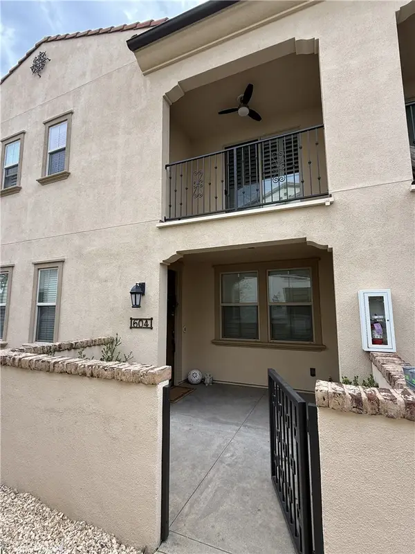 604 El Paseo, Lake Forest, CA 92610