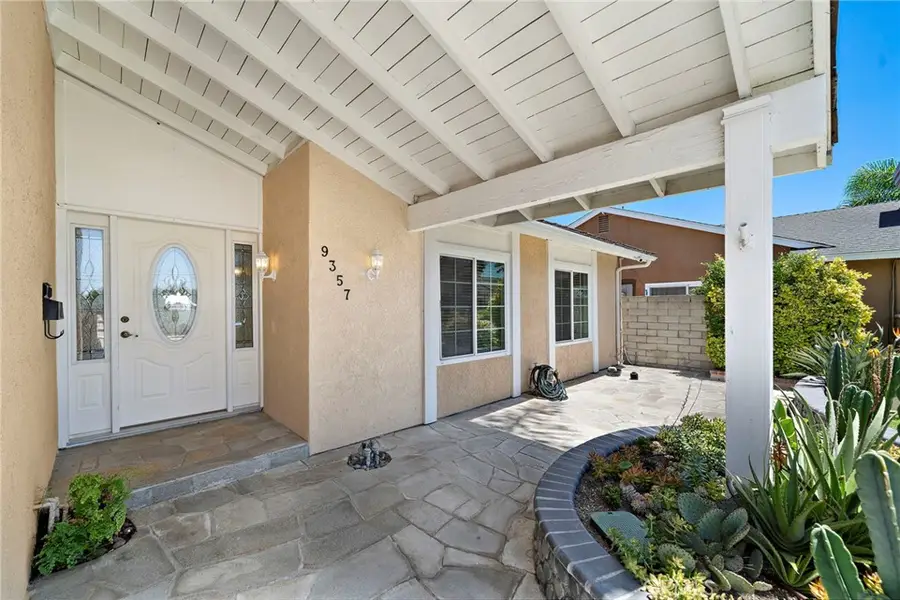 9357 Warbler Avenue, Fountain Valley, CA 92708 - #2