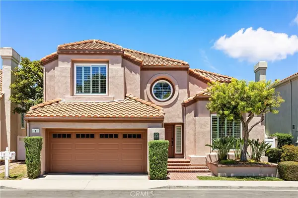 9 Terraza, Irvine, CA 92614