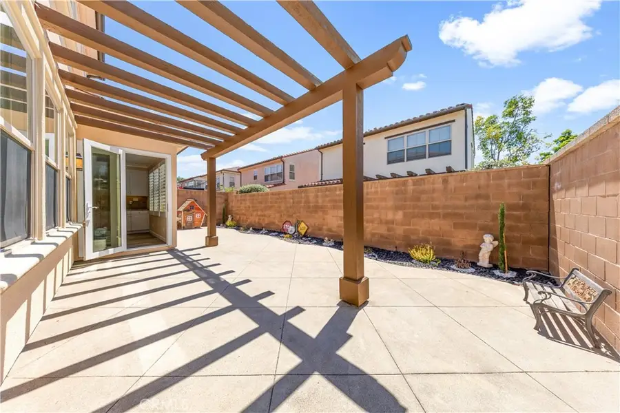 77 Rembrandt, Irvine, CA 92620 - #3