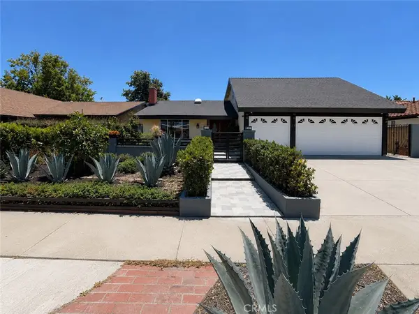210 W Alton Avenue, Santa Ana, CA 92707