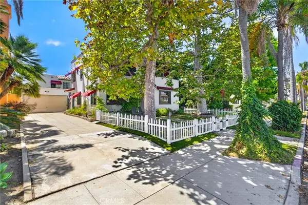 323 Park Avenue, Long Beach, CA 90814