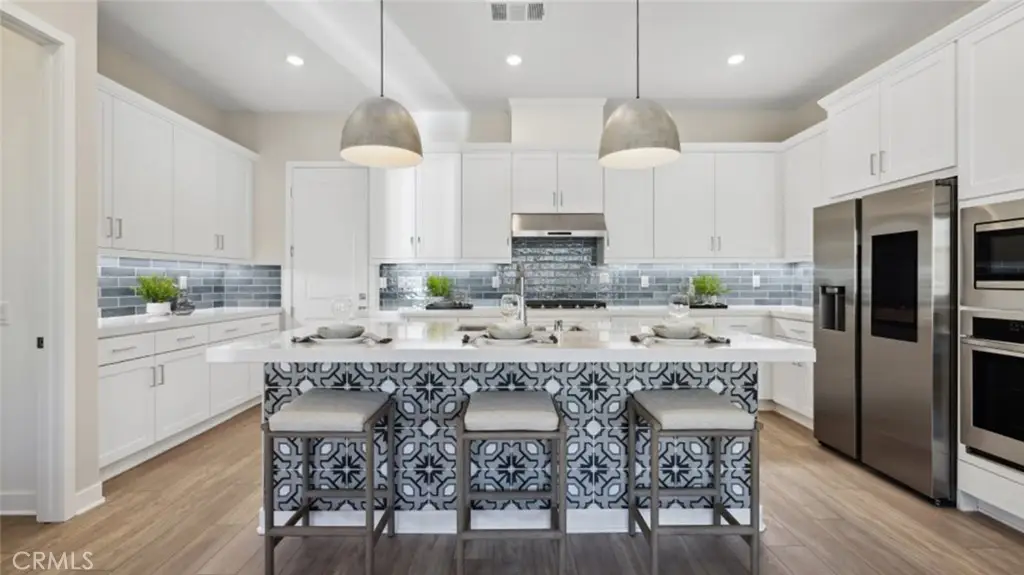 24557 Via La Sombrilla, Valencia, CA 91354 - #1