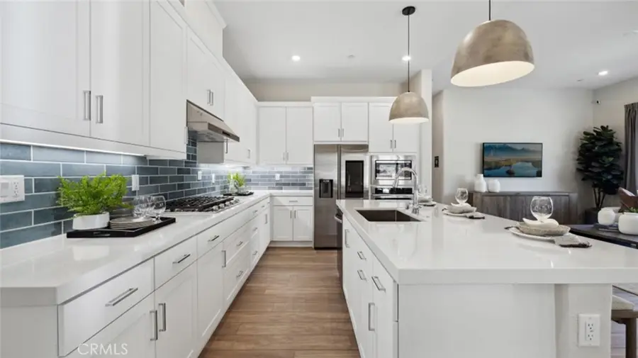 24557 Via La Sombrilla, Valencia, CA 91354 - #3
