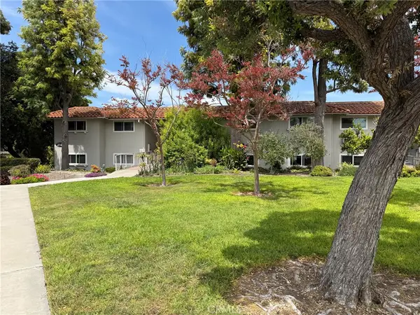 2186 Via Mariposa E E #A, Laguna Woods, CA 92637