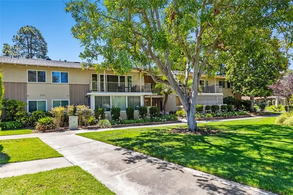 1 Via Castilla #P, Laguna Woods, CA 92637