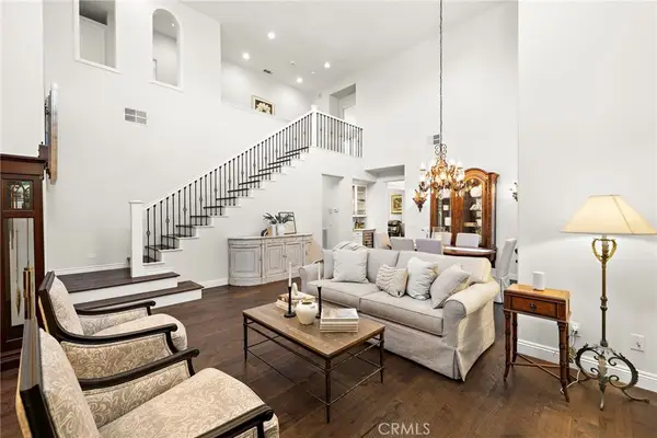110 Plaza Via Sol, San Clemente, CA 92673