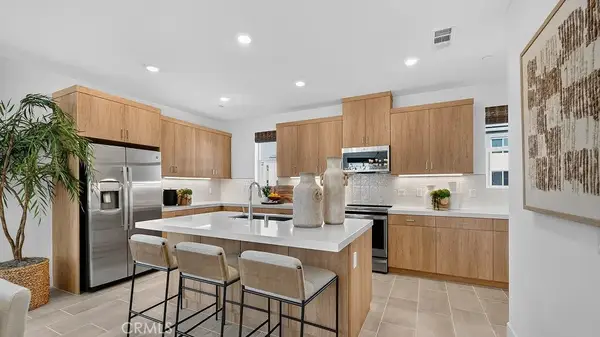 500 Park Drive #17, Carson, CA 90745