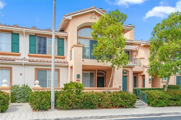 2605 Ladrillo Aisle, Irvine, CA 92606