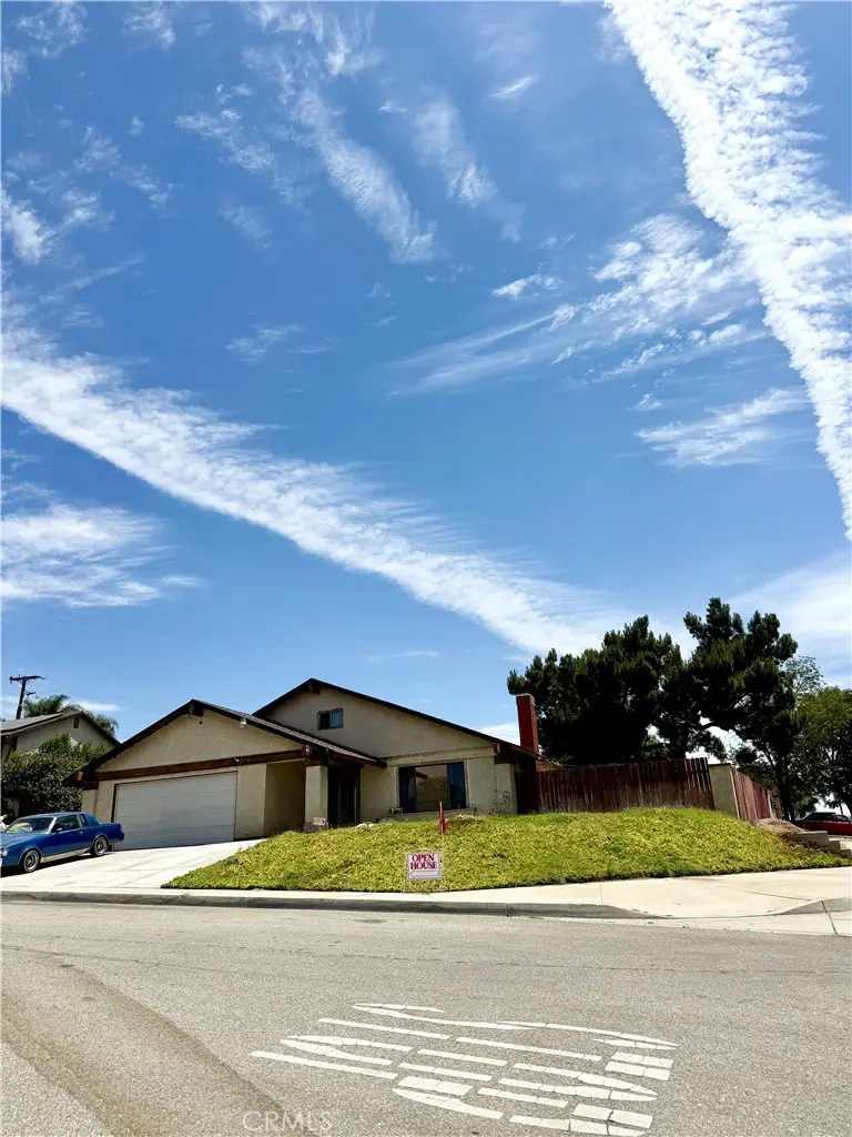 6026 Winncliff, Jurupa Valley, CA 92509 - #2
