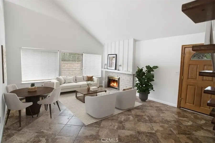 25348 Via Palacio, Valencia, CA 91355 - #3
