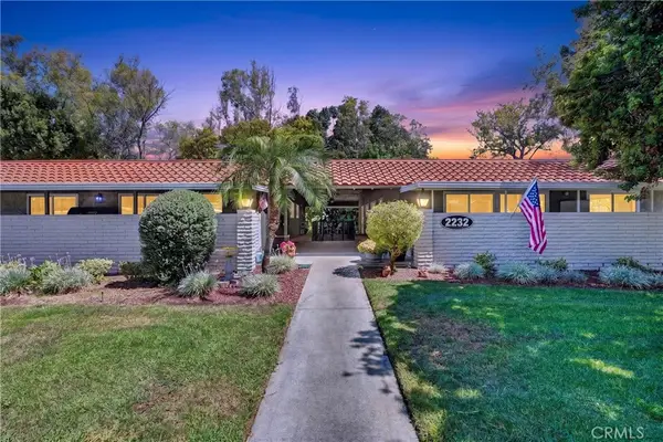 2232 Via Puerta #A, Laguna Woods, CA 92637