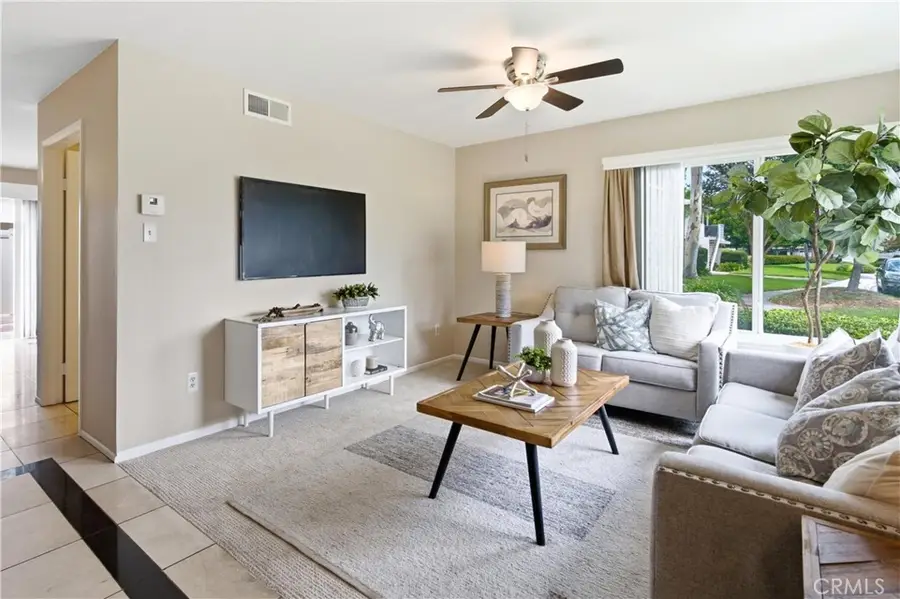2515 S. Laurelwood, Santa Ana, CA 92704 - #3