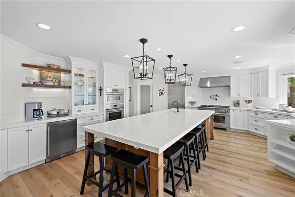 8 Las Pisadas, Rancho Santa Margarita, CA 92688