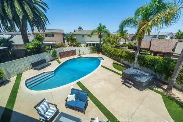 3550 Goldenrod Circle, Seal Beach, CA 90740