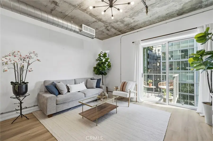 645 W 9th St #424, Los Angeles, CA 90015 - #2