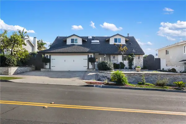 25045 Mackenzie, Laguna Hills, CA 92653