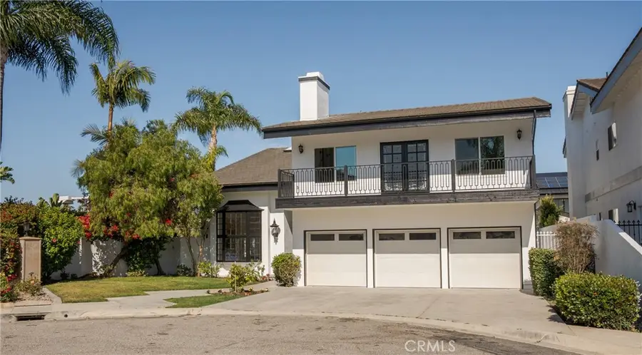 17182 Hillside Circle, Huntington Beach, CA 92649 - #2