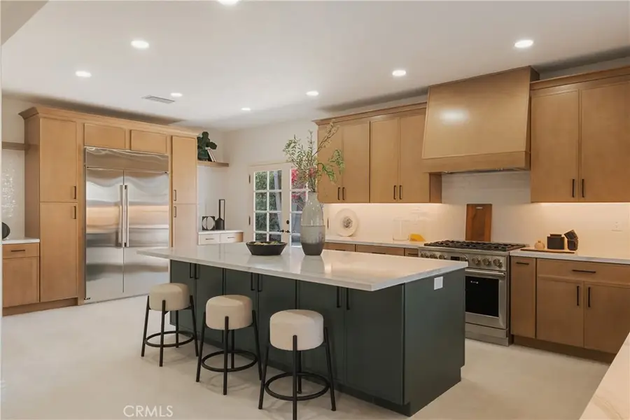 17182 Hillside Circle, Huntington Beach, CA 92649 - #3