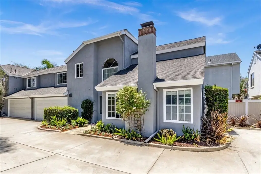 2626 Santa Ana #3, Costa Mesa, CA 92627 - #1