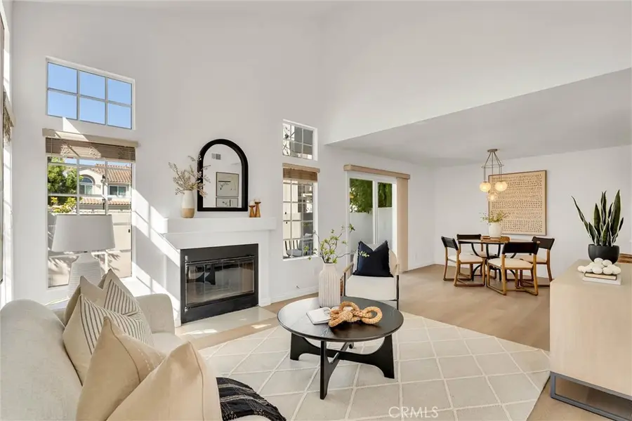 122 Almador, Irvine, CA 92614 - #2